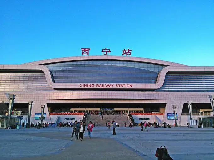 义乌市到西宁物流专线-物流专线每天发车「全境派送」